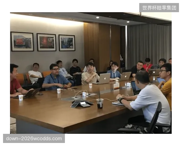 在D2C模式下，如何合法、合规地利用用户数据，并在保护隐私与实现商业化之间找到平衡，正成为体育组织的核心竞争力
